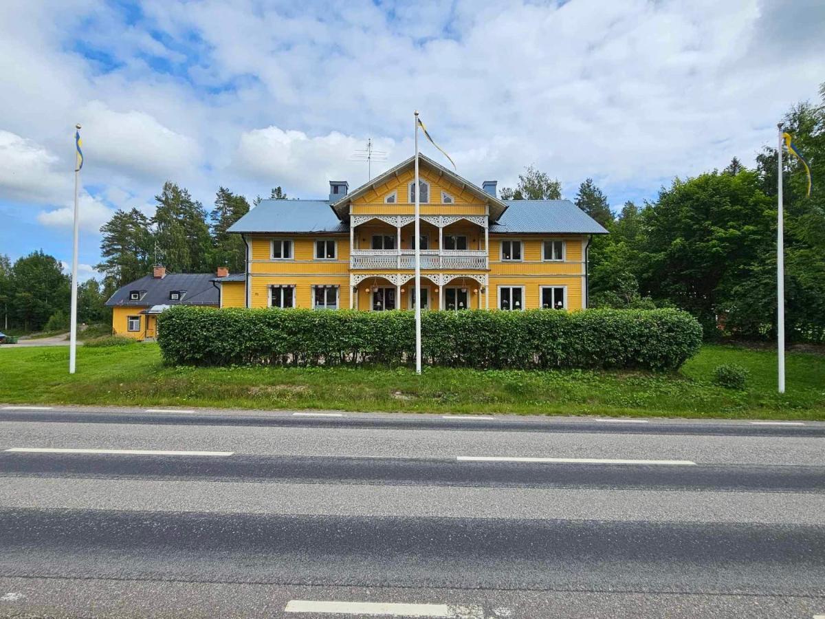Lokatten Waerdshus Los Exterior photo